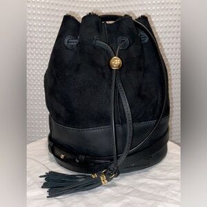Women’s UGG crossbody/shoulder black&gray‎ leather and suede bucket bag
